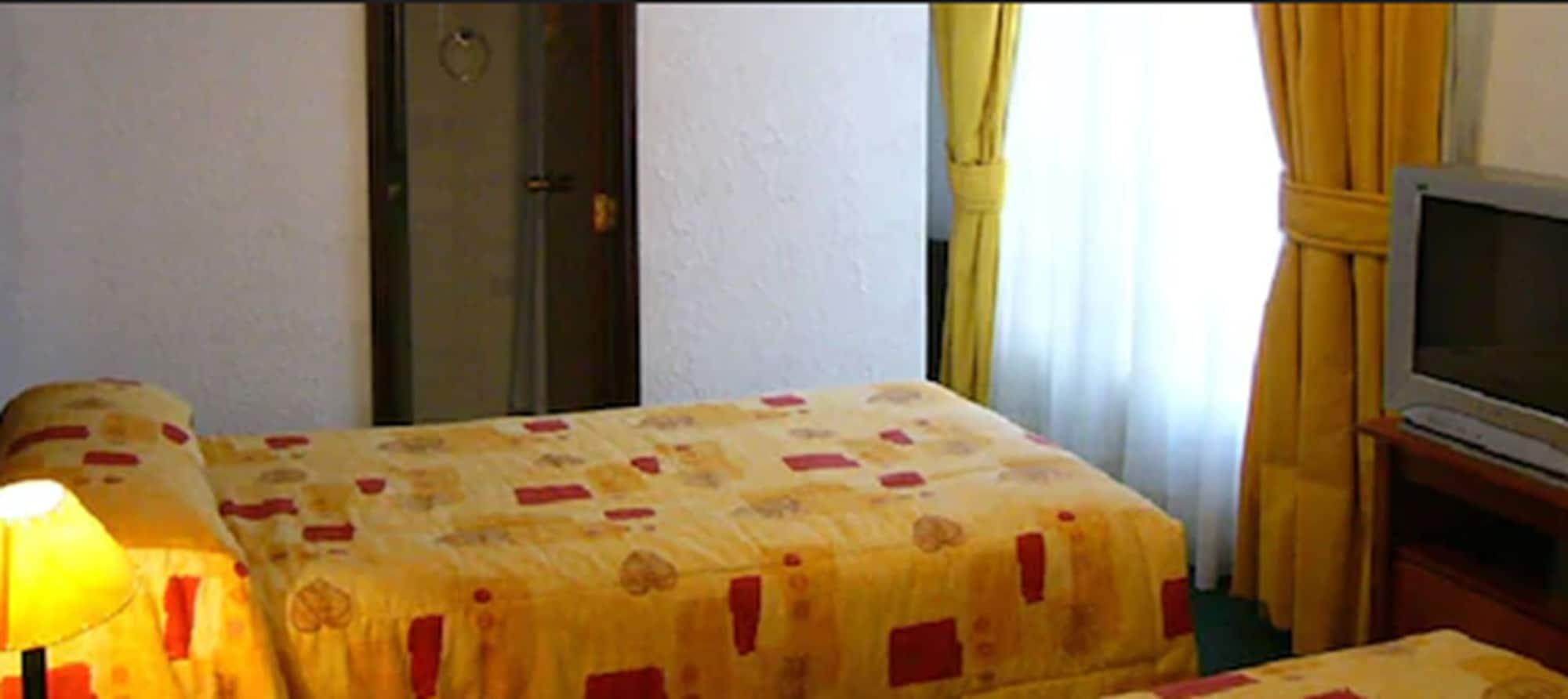 Hotel Alcala Del Rio Сантьяго Экстерьер фото